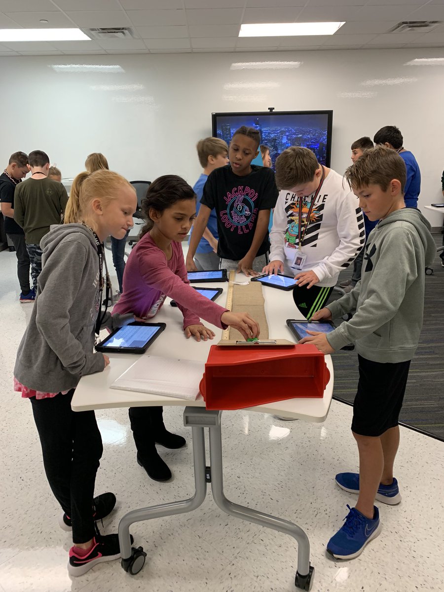 StacyElaine's tweet photo. Thursday = lab day! Studying friction. #DME5 #weareDME #MISDProud https://t.co/iuRsPc7wgD