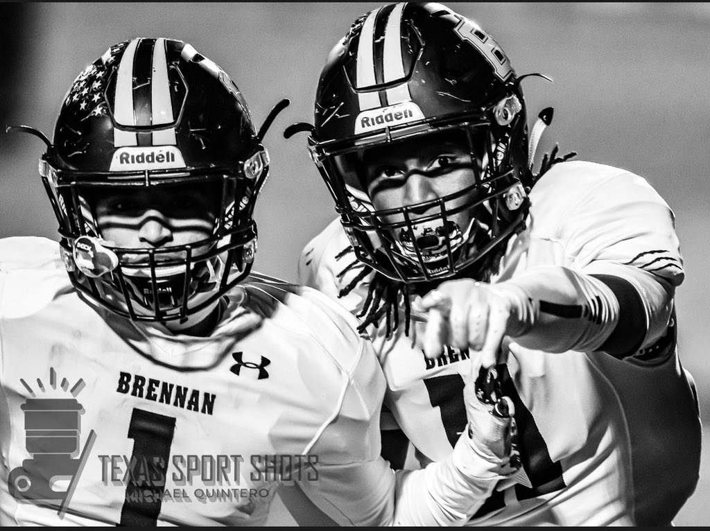 kvng_cory's tweet photo. ROUND 1🤝 #doitfor8 #doitfor12 https://t.co/ebFI8qYZkP