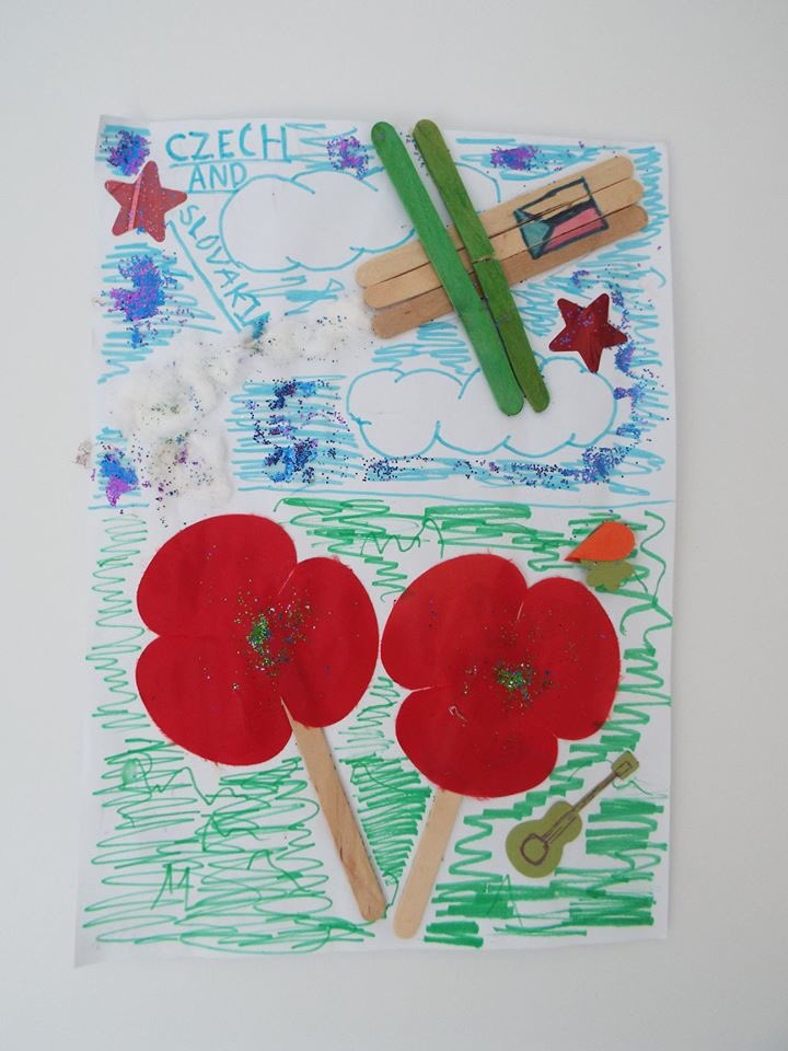 CSCSBristolCIC's tweet photo. #WeWillRememberThem
Look at all the wonderful pictures created by the children from #CzechandSlovakSchoolBristol with the recycled poppy flowers from the memorial wreaths at Brookwood Military Cemetery.
#NeverForget #MAFCS #CSCSBristol https://t.co/URispjNGzb