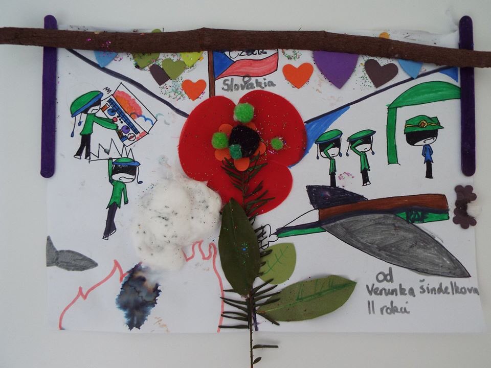CSCSBristolCIC's tweet photo. #WeWillRememberThem
Look at all the wonderful pictures created by the children from #CzechandSlovakSchoolBristol with the recycled poppy flowers from the memorial wreaths at Brookwood Military Cemetery.
#NeverForget #MAFCS #CSCSBristol https://t.co/URispjNGzb