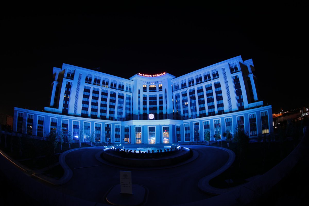 14 Kasım Dünya Diyabet Günü kapsamında farkındalık oluşturmak amacıyla Sağlık Bakanlığı binası, diyabeti simgeleyen mavi renkle ışıklandırıldı. 
#DiyabetHerAileyiİlgilendirir
#DünyaDiyabetGünü