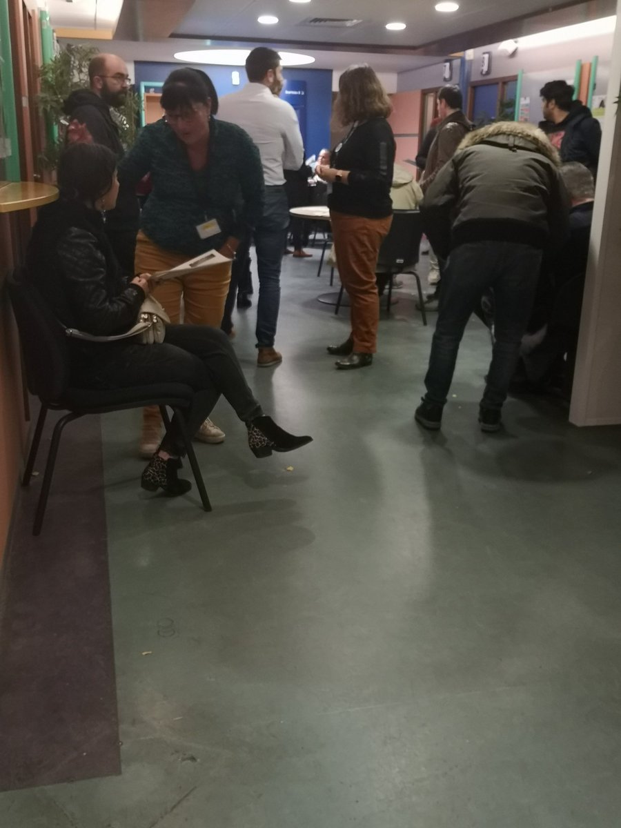 🔝 Bilan à chaud du Village Entreprises #reussirsansattendre au Pôle Emploi de Lomme : 6 employeurs satisfaits, 136 entretiens réalisés, 28 seconds entretiens prévus et 5 propositions de contrat en direct  <a href="/danielgoin59/">Goin Daniel</a> <a href="/CornetteElisab1/">Cornette Elisabeth</a> <a href="/RIFFARDCAROLINE/">RIFFARD CAROLINE</a> <a href="/gleblond59/">Guillaume Leblond</a> <a href="/DorianeBecue/">Doriane Bécue</a>