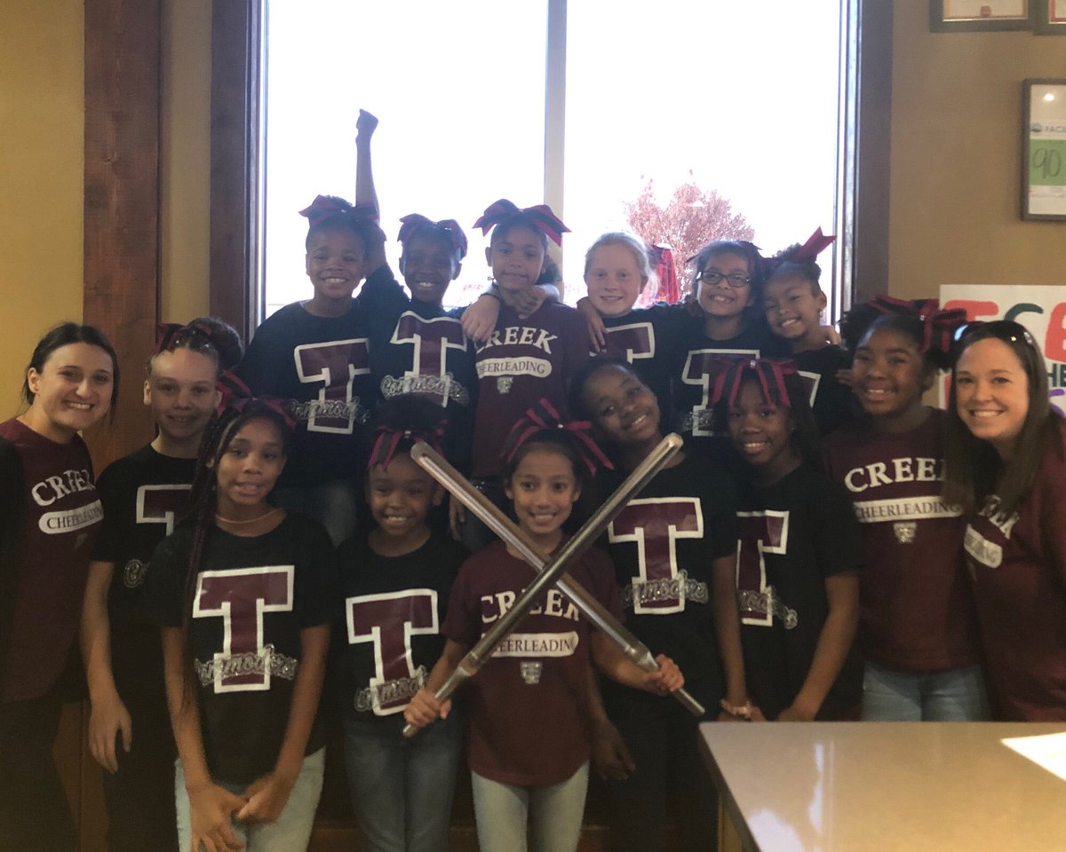 🍂🎄Wanting to do something different for the holidays?! 🎄🍂
Check out our catering menu for your holiday parties and fundraising opportunities!! 

Reach out to leah@bdsmongos.com for more information! 
#fundraisers #catering #holidays #mongomagic #stirfry #EatFresh