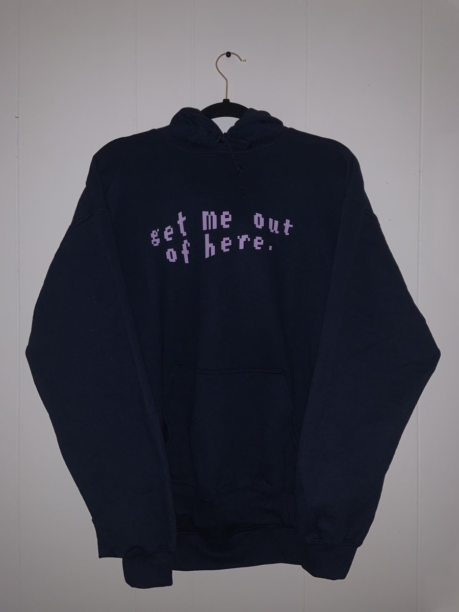 UnMatchedCC's tweet photo. New graphics on https://t.co/Vj5Rz5o1Jn 😝 ONE LUCKY ORDER WILL RECEIVE A FREE WINDWAKER SWEATER https://t.co/7cMYUkXF1Y