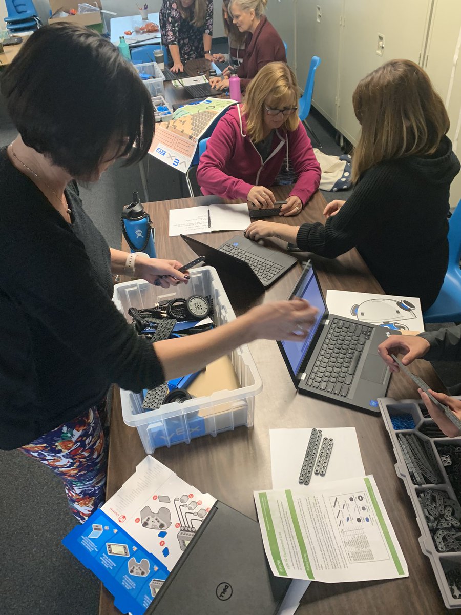 Our teachers are exploring, creating, adapting, and testing their hypothesis just as our Ss do in our classrooms! #NeverStopLearning @TosaTeam