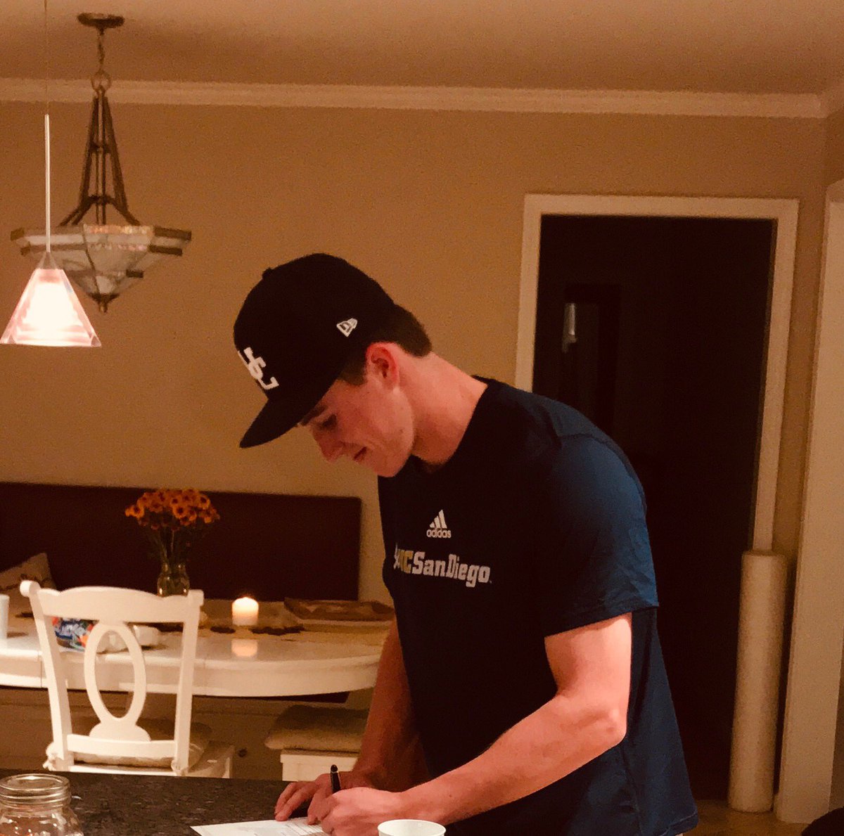 Luke Saunders (@lsaunders02) on Twitter photo Excited and proud to become part of the Triton baseball family! Can’t thank my family, friends and coaches enough for all their support. <a href="/jeans_david/">david jeans</a> <a href="/West_CoastKings/">WestCoastKings⚾️</a> <a href="/UCSDbsb/">UC San Diego Baseball</a> #GoTritons Excited and proud to become part of the Triton baseball family! Can’t thank my family, friends and coaches enough for all their support. <a href="/jeans_david/">david jeans</a> <a href="/West_CoastKings/">WestCoastKings⚾️</a> <a href="/UCSDbsb/">UC San Diego Baseball</a> #GoTritons