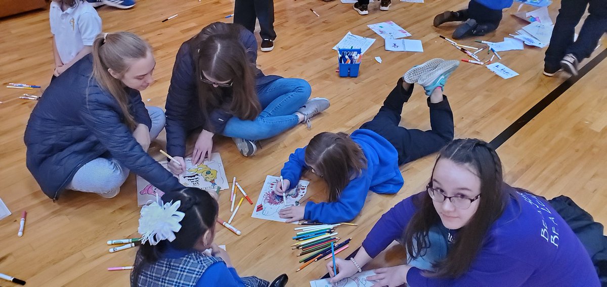 GCHSFineArts's tweet photo. Gibson and Goćur's Junior Girl Kairos at SS. Joan of Arc and Patrick School today! #GCServes https://t.co/h8B0bYMYFr