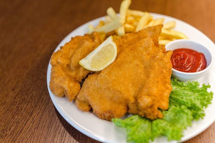 PideEnLineaMX's tweet photo. ¿Ya sabes que comer el día de hoy? De seguro tu mejor opción la encontraras en #GoGrab

web: https://t.co/tWE6GAKjfT
iOS: https://t.co/pHagMVmN3W
Android: https://t.co/v7ICXw32c4

#Zacatecas #Aguascalientes #PideEnLinea #ComidaADomicilio https://t.co/DfEppvdJrF