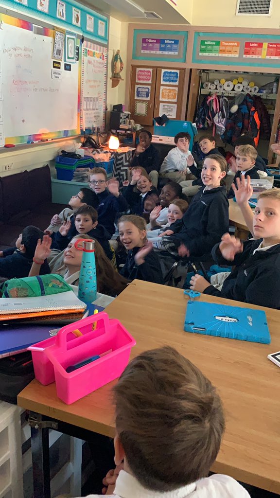 MsJacksonScmoq's tweet photo. @DiscoveryEd #CelebrateWithDE #TundraConnections @PolarBears It is unBEARable waiting anxiously for our questions to be answered! https://t.co/U96rI52YOP