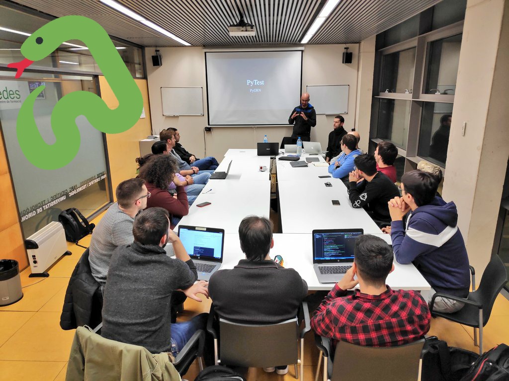 PythonGirona's tweet image. Comencem #pytest amb l&apos;@oriolj i en @manelclos 🐍🐍🐍
