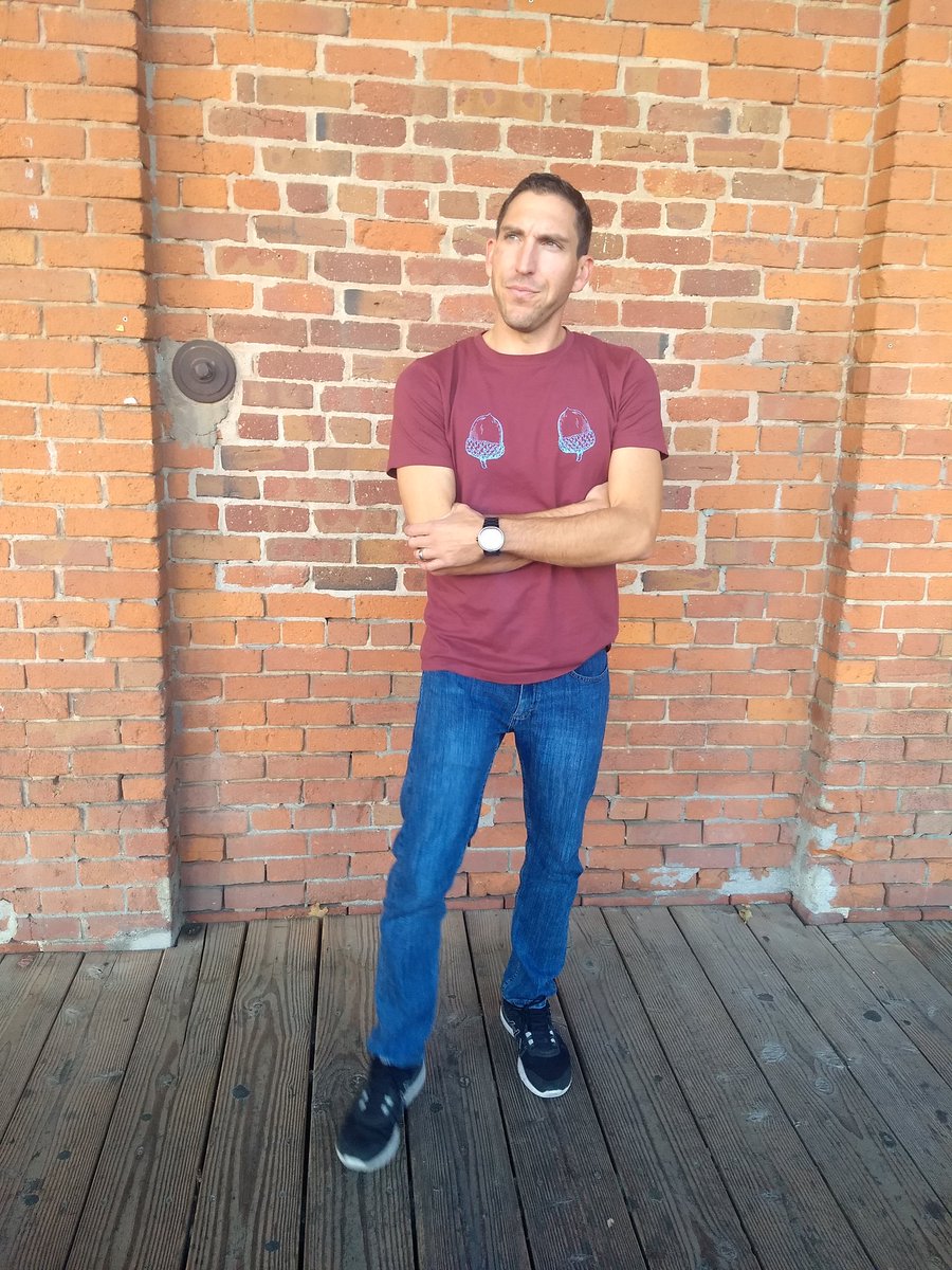 SmugVeganShop's tweet photo. I love it when we get pics from happy customers. Here's Jon in the Chestnuts T-shirt in red wine colour giving his best #bluesteel. Looks sharp, Jon! Get yours here: https://t.co/9vhxsHNlRB
#shopethical #shopindie #smugvegan #ownthesmug #organicclothing #veganclothing #vegangifts https://t.co/f5ZNPmqzmS