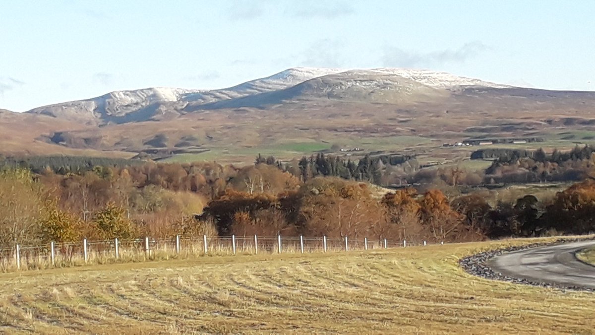 Love my job when I'm out and about  especially on beautiful days like today @NHSForthValley #stunningscenery #selfcareatwork