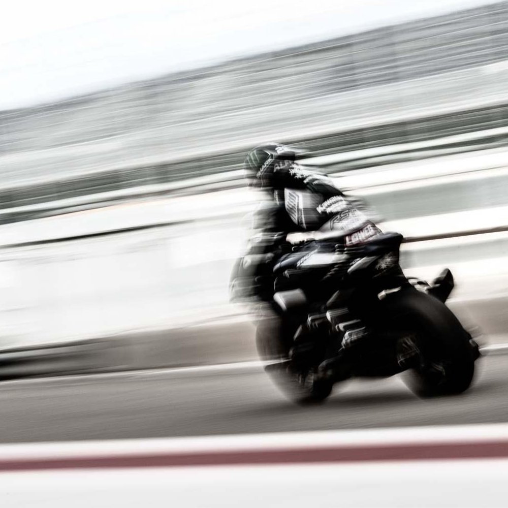 rstmoto's tweet photo. Everything looks cooler in black and white.
Great shots of @alexlowes22' first official WSBK test at MotorLand Aragon, wearing his new Winter Test V4.1 Integrated Airbag Suit, created in partnership with @inandmotion.
πΈ by Steve English
#WeAreRST #WSBK #RSTV4 #RSTAirbag https://t.co/e0txI7PI6T