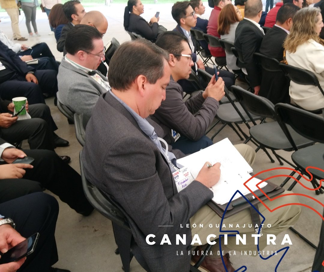 #EnEsteMomento nos encontramos participando a través de los integrantes de nuestro Consejo Directivo en <a href="/CITEKForum/">CITEK Forum</a> "LATAM SOLUTIONS".

#LaFuerzaDeLaIndustria
#SomosCANACINTRA