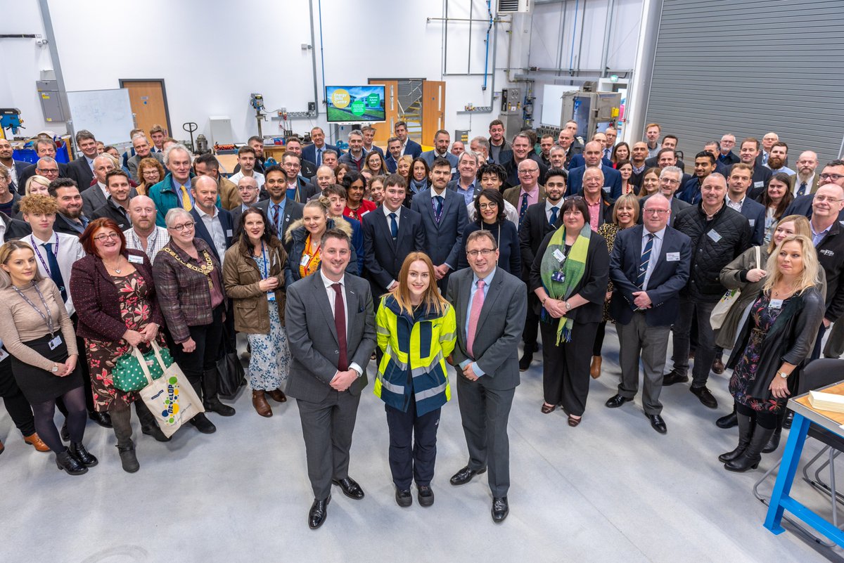 New Anglia LEP (@newanglialep) on Twitter photo Fabulous pictures from this week's launch of the Energy Skills Centre at <a href="/EastCoast_Coll/">East Coast College</a>. The state-of-the-art training facility, which will help provide the skills needed by the region's growing energy industry, received £10 million from the LEP #energy #skills #Training Fabulous pictures from this week's launch of the Energy Skills Centre at <a href="/EastCoast_Coll/">East Coast College</a>. The state-of-the-art training facility, which will help provide the skills needed by the region's growing energy industry, received £10 million from the LEP #energy #skills #Training