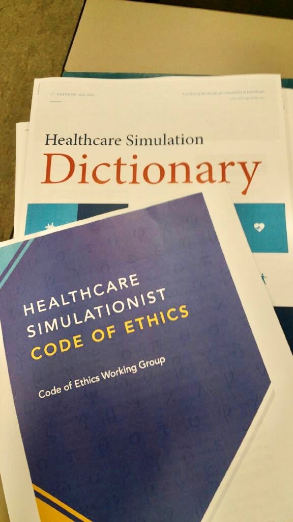 SimCenterCS's tweet image. It is CHSE exam preparation day at the Sim. Center! Visitors from all over are here to review the theories and steps to their certification process. To learn more, visit: 
ssih.org/Certification/… #CedarsSinai #CHSE #SSHorg #SimCenter #HealthcareSimulation