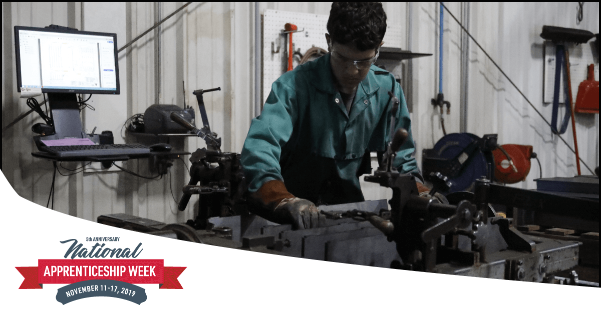 IADeptofEd's tweet photo. It's National Apprenticeship Week! @Pella_Schools is now in year 3 of its apprenticeship programs. These programs combine academic and technical instruction with work experience at local businesses, like Co-Line Manufacturing. @USDOL  #NAW2019 #CTEWorksforIA @futurereadyiowa https://t.co/Ynw67y2WiU