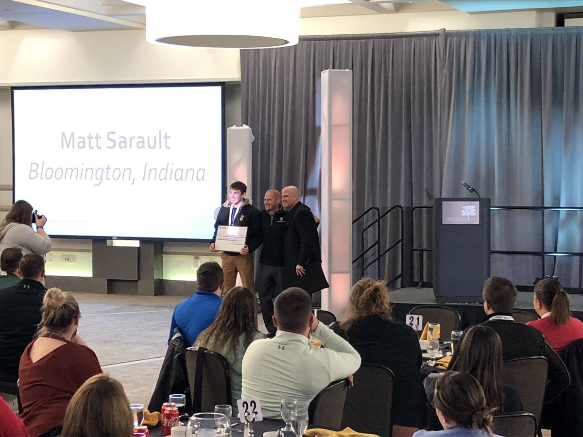 TwoMenAndATruck's tweet photo. We’re recognizing some of the top performers in our system at today’s awards lunch #TMTFAM https://t.co/cO4IOevBsh
