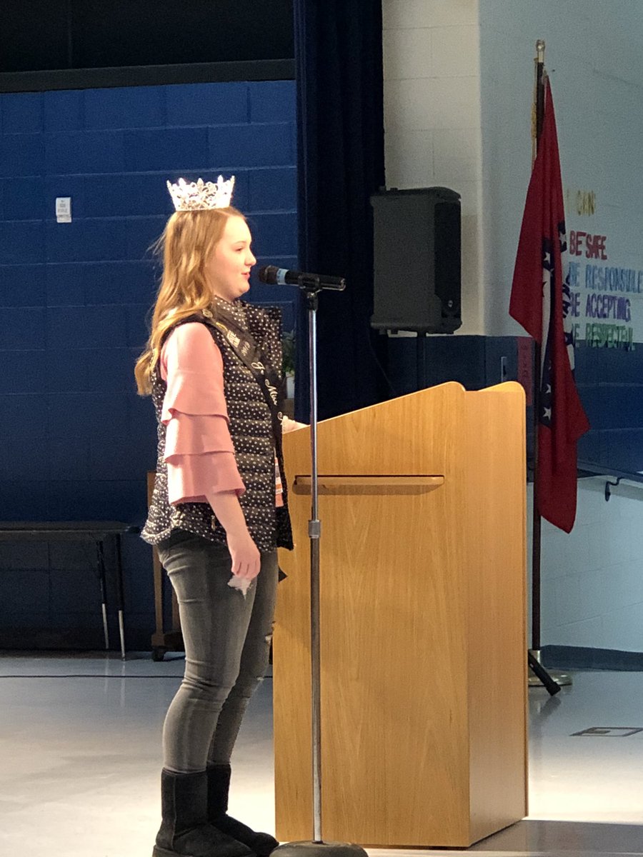 We had a GREAT tree celebration ceremony today! Creative art projects, readers theater, acrostic poems, songs, special guests such as the mayor &amp; Nelda Speaks, and students planting trees all over our campus. WOW! <a href="/lauriecramton/">Laurie Cramton</a> <a href="/AGreen8384/">Amanda Green, Ed. S</a> <a href="/Dr_JakeLong/">Jake Long</a> <a href="/BombersMh/">Mountain Home Public Schools</a> #RISEArkansas