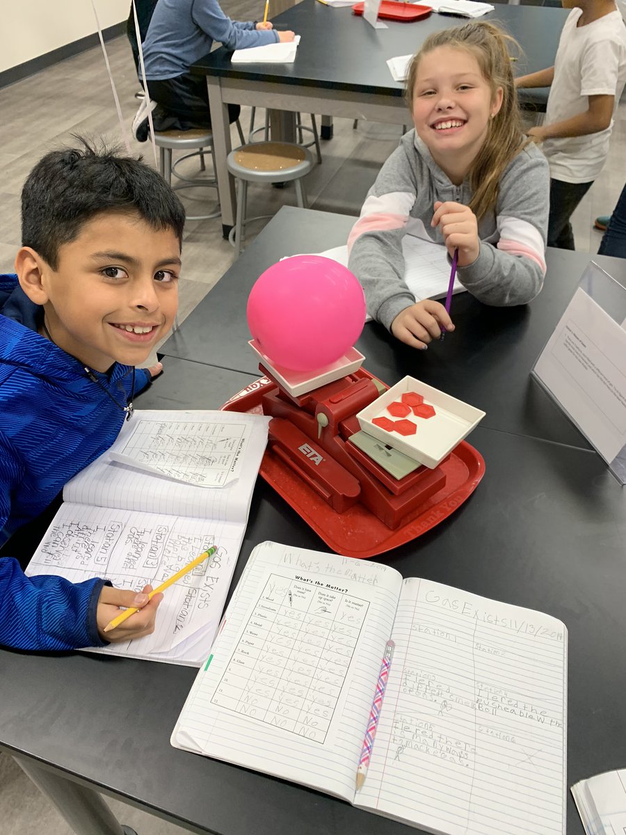 MsPinter2nd's tweet photo. 3rd graders are are having fun collecting evidence to prove that gas exists! @LCE_Mustangs https://t.co/I8h7nZfuz8