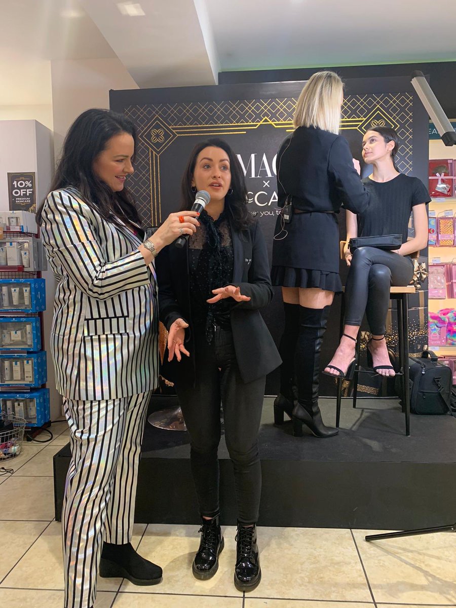 image_magazine's tweet image. The @TheSkinNerd #nerdettes have joined @paula_callan on the stage at @McCauleyPharmcy in Wexford this evening 💫🤓 We are obsessed 👏🏼 #sp