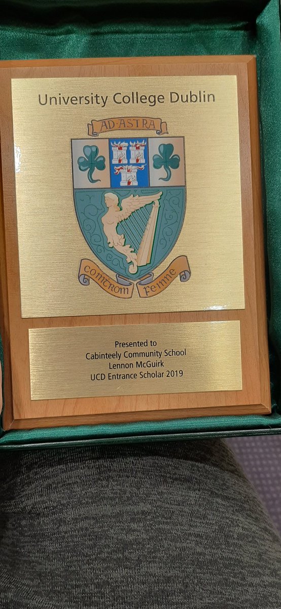 Cabinteely_Cs's tweet photo. Proud!! #UCDGrad https://t.co/9zzX3j7k8E