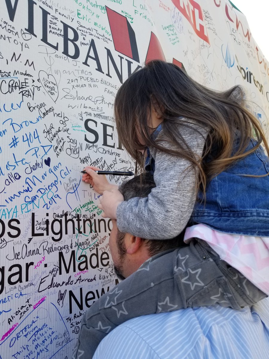 literalgrandma's tweet photo. Signed, sealed, delivered, it's yours, America! We're so honored that this year's @USCapitolTree is from the great State of New Mexico! 🎄🇺🇸🌶

#uscapitolchristmastree #uscapitoltree #usforestservice #albuquerque #newmexico https://t.co/uNMphkygVu