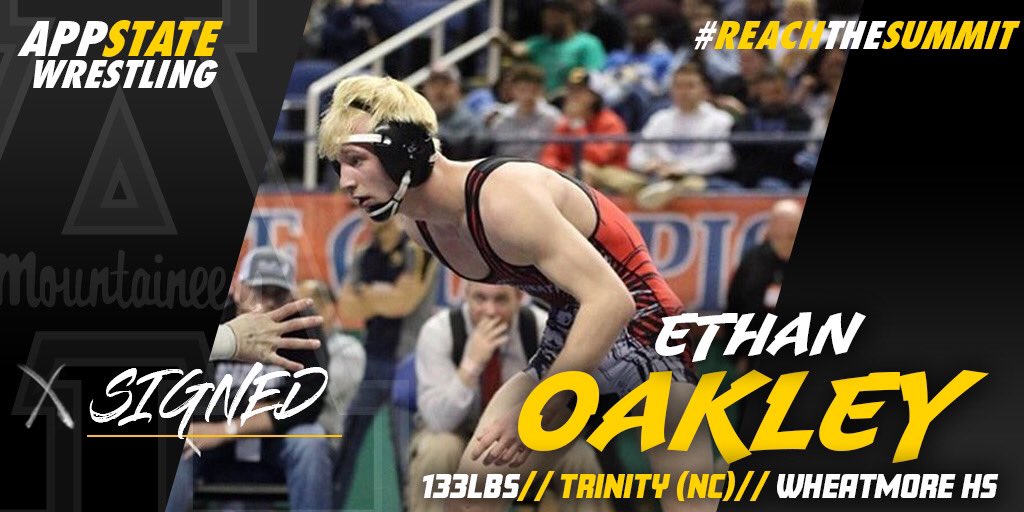 Put the 🖊 to paper excited to officially welcome Ethan Oakley! 

-2X NC State Champion

-NHSCA JR. National 3rd

-Super 32 Place Winner
#ReAchTheSummit #Homegrown