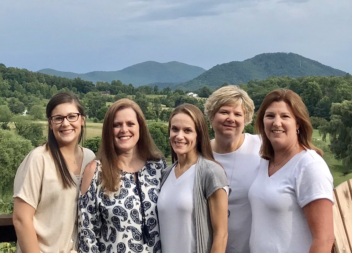 Love hanging with my Mountain Girls, inside and out. We walk, hike, lay in the sun, and even assemble deck chairs.🤪