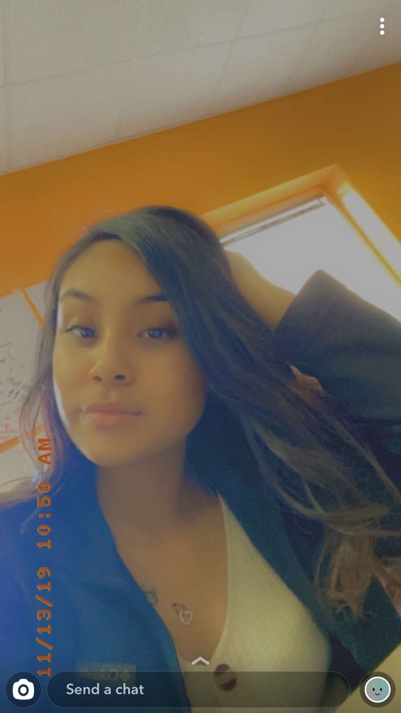 𝓋𝒾𝒸𝓉𝑜𝓇𝒾𝒶 ✨ (@_victoriayas) on Twitter photo 
