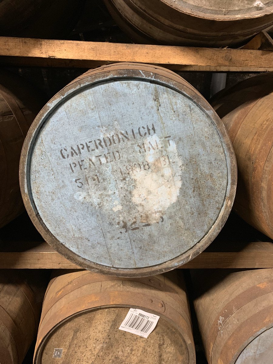 whiskytrails's tweet photo. Caperdonich peated malt from 1998 now sleeping at Strathisla #strathisla #strathisladistillery #caperdonich #caperdonichdistillery #peatedmalt #whisky #instawhisky #whiskygram #whiskyporn #chivas #chivasbrothers #highlandscotland #scottishhighlands #scotland https://t.co/T3i85dWddG