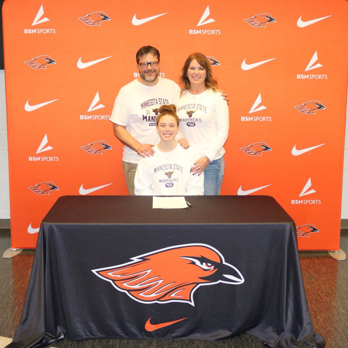 HUHS_Athletics's tweet photo. Congrats to @HUHSGirlsSwim Olivia Meinberg on signing with Minnesota State!! Olivia will swim for the Mavericks next year!! @msumavericks https://t.co/HDQmiDi57A