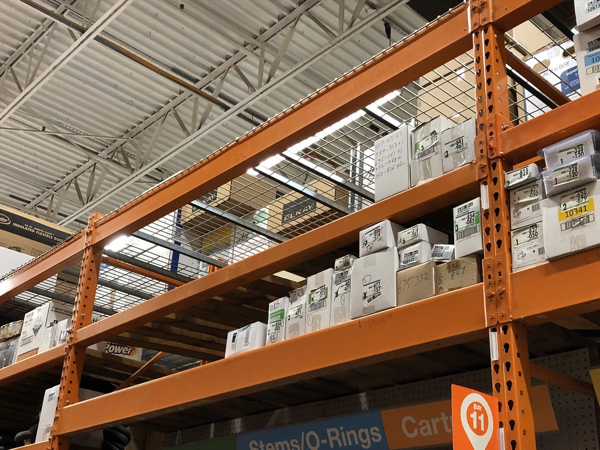 susanj613's tweet photo. Cleaning the overheads with an early  morning pack down party in Plumbing.  @SASMEric4633 @THDHynes @XConnollyJr https://t.co/OuGwJaiPnM
