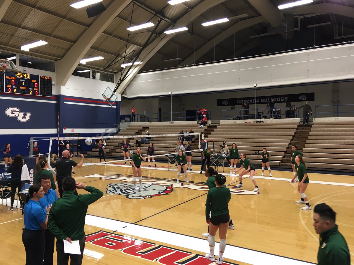 USFDonsAP's tweet image. 25 min away from GAMETIME! @USFDonsVB vs Gonzaga! #GoDons #beatthezags
