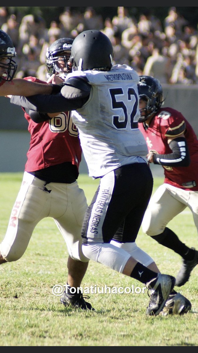 A_Alamilla1's tweet photo. Siempre es motivo de orgullo ver el proceso de un jugador, de esto se trata el trata el football, de darles las mejores herramientas para su desarrollo profesional y humano. 

Estudiantes 📚 Atletas 🏈

¡Muchas felicidades Pepe! 👨🏼‍🎓 https://t.co/Z2B9QJn2vy