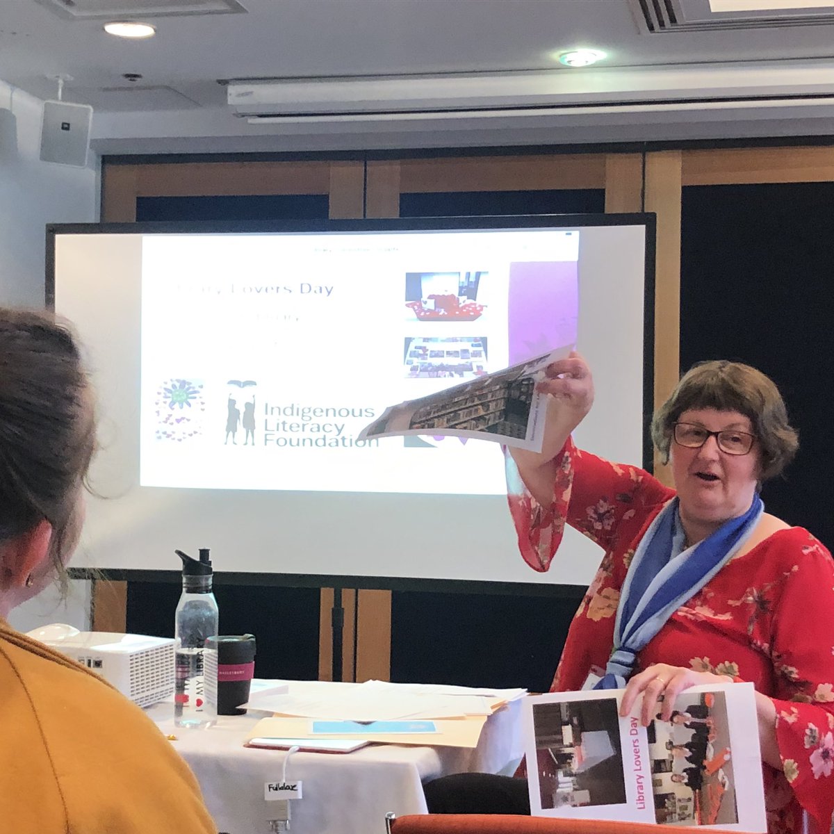 fionajcaskie's tweet image. @editfull tells us all about developing confident and compassionate student leaders through
 a student library committee for #LibTech19