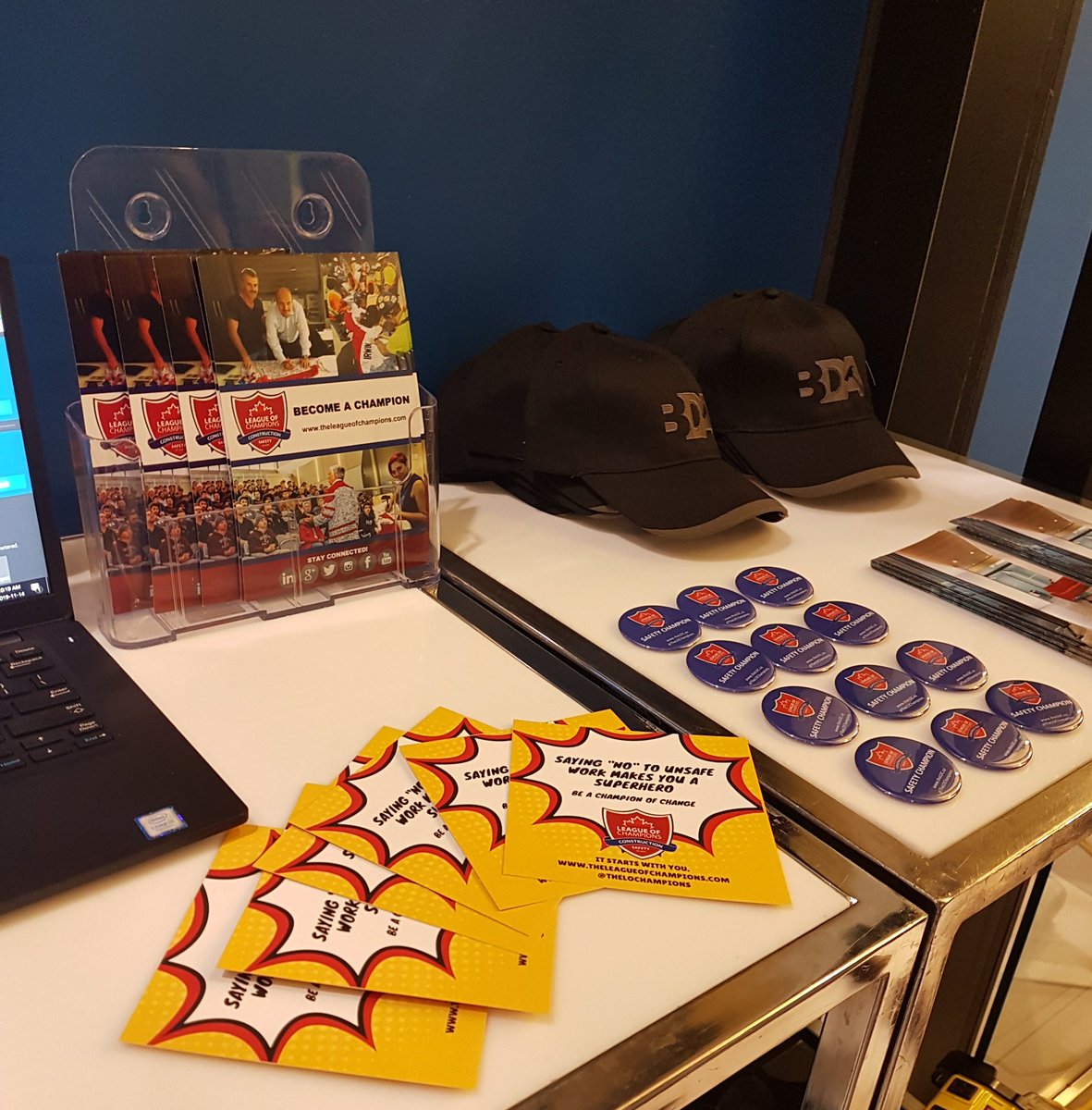 TheLOChampions's tweet image. The #LeagueofChampions at the @GBCollege Association Fair today. Thank you @CCETgeorgebrown for inviting us to the fair and to #LOC #SafetyChampions Melissa from #BDAInc. and @hamillaaron from #AquiconConstruction for sharing their knowledge and experience to the #CCET students.