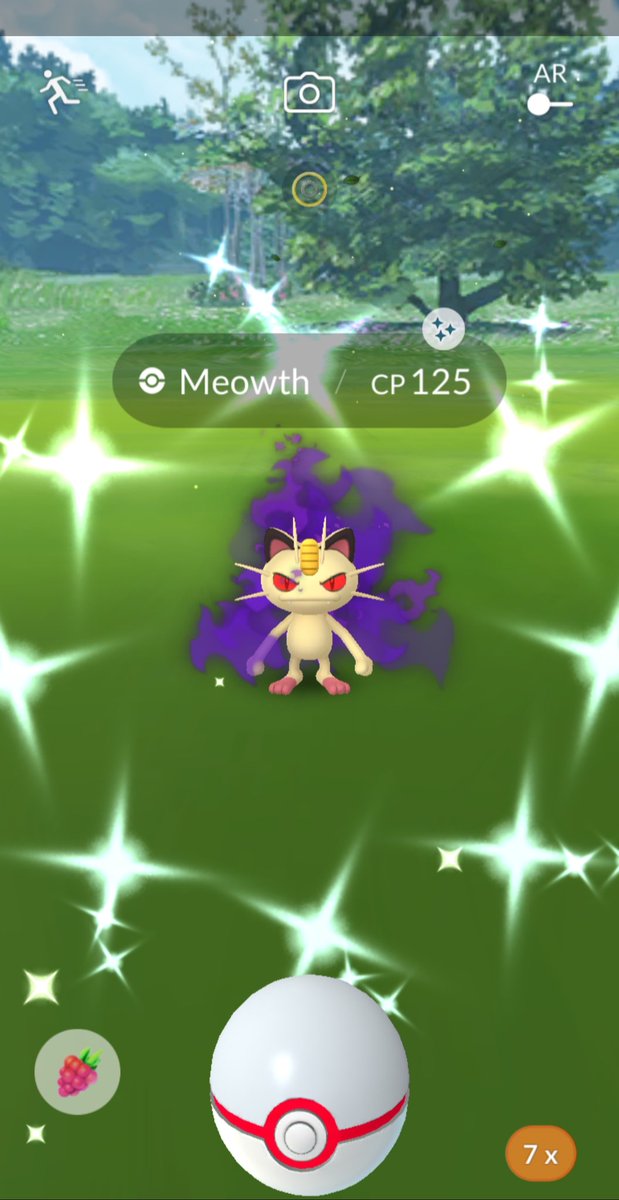 TrainerBudin's tweet photo. I didn't wanna go.. but what are friends for.. now I'm glad I did 🤗
#PokemonGO #ShinyShadowMeowth https://t.co/Bi53HdNqsz