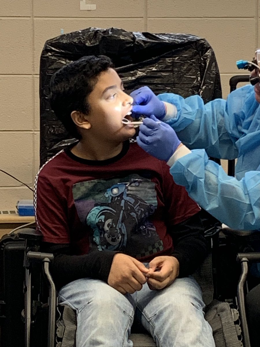 JoyRN6's tweet photo. See our sparkling smiles? The dentist came to Miner School today https://t.co/p7yvFioo8q