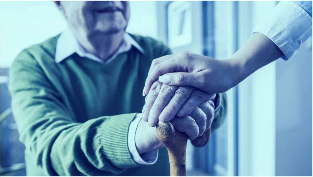 Most #caregivers of people with #dementia are family members, and they need help bit.ly/33pbfHK Right at Home provides #HomeCare &amp; #DementiaCare services. With a little help, we can relieve family caregivers from burnout.