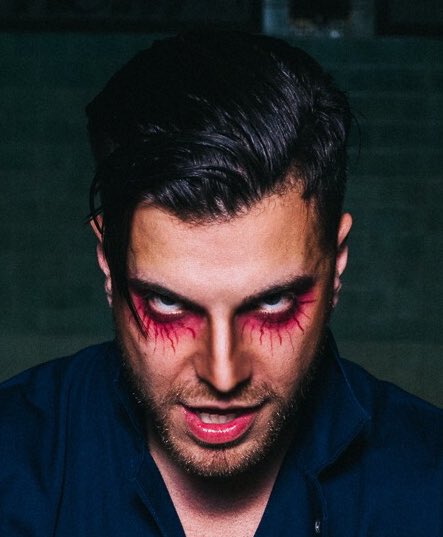 ICENINEKILLS's tweet photo. Even psychos have birthdays 🎂🔪 https://t.co/D5QiyPJmmh
