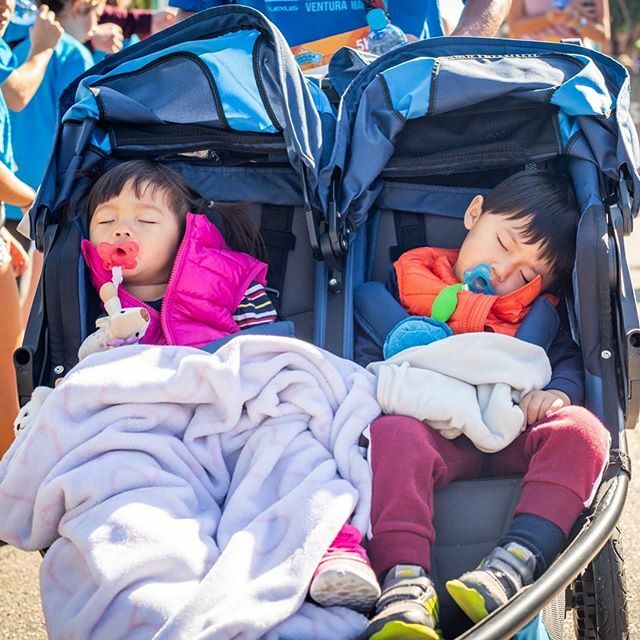 VenturaMarathon's tweet photo. We aren't the only ones dreaming back to Ventura Marathon weekend 😴... Thank you to all the runners that came out this year. These two crossed the 5k finish line like this! #venturamarathon #laceuprunning #ventura #running? https://t.co/jV8QxpYb44 https://t.co/amD7Hchk0M