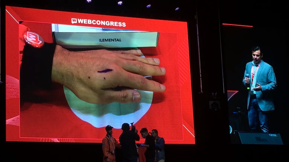 NoticiasRCN's tweet image. VIDEO 🎥Así fue el &apos;nacimiento&apos; del primer Cybor en Colombia t.ly/eNLnO
#WebCongress - #DigitalLeaders