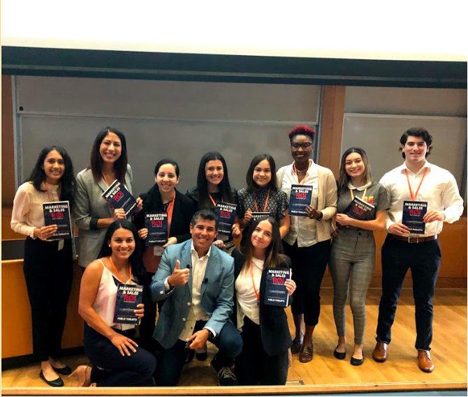 PabloTurletti's tweet photo. Had a great time meeting with the future of marketing this weekend at @FIU with @AMAFIU Can not wait to hear what you all liked about the conference! REMEMBER, we are going to be doing a second give away for my marketing courses!
#AMAFIU #ROI #Keynotespeaker #marketing #giveaway https://t.co/sqyEpCaU90