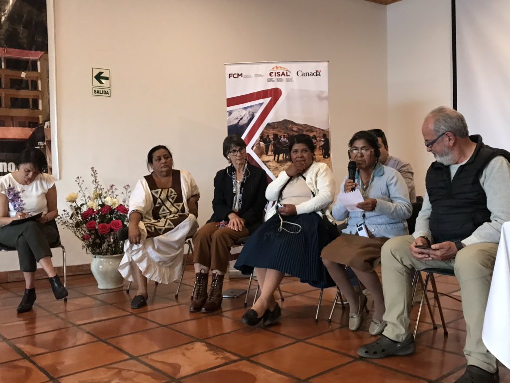 CISAL_FCM's tweet photo. “Contamos con un espacio para tratar la violencia en contra de la mujer y se está creando una oficina en la municipalidad para atender sus necesidades” Juliana Tancaillo, regidora de Chumbivilcas de 🇵🇪 en el evento de cierre de CISAL https://t.co/fy4u7Y2lQR