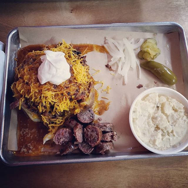 TyLogic's tweet image. Amazing BBQ! Loaded Baked Potato with brisket!