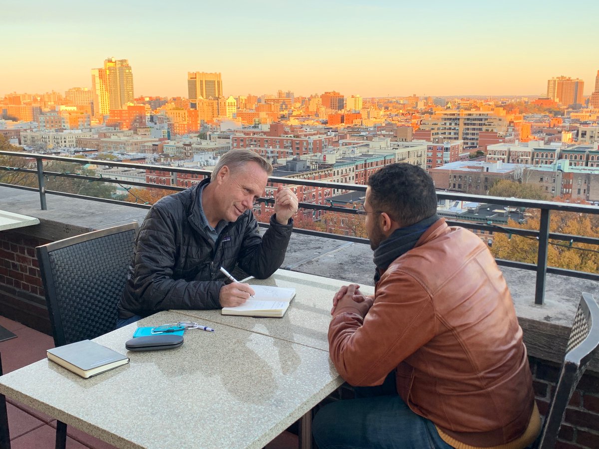 ColumbiaExecEd's tweet photo. At our #AdvancedManagementProgram, program director Bruce Craven @ledsofa is coaching a participant (with a view of #Harlem!) #CBSAttheCenter https://t.co/aoeNuysw8O