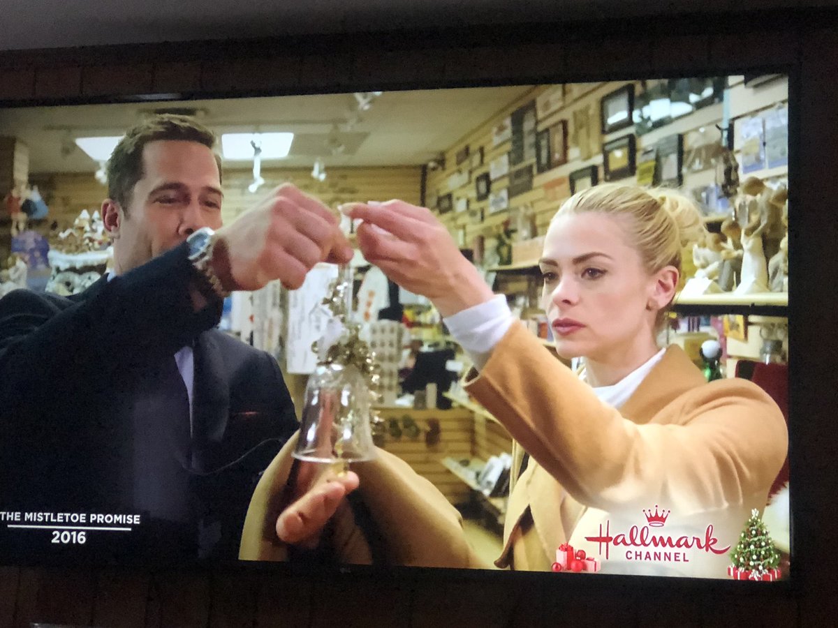 After a long day at work... how does one unwind?? #CountdowntoChristmas #HallmarkChannel 🎄🎄🎄<a href="/K9Rebbel/">Rebbel</a> <a href="/JohnLaulis/">John Laulis</a> <a href="/memechell83/">❌❌🇺🇸Michelle🇺🇸❌❌</a> <a href="/hallmarkchannel/">Hallmark Channel</a>