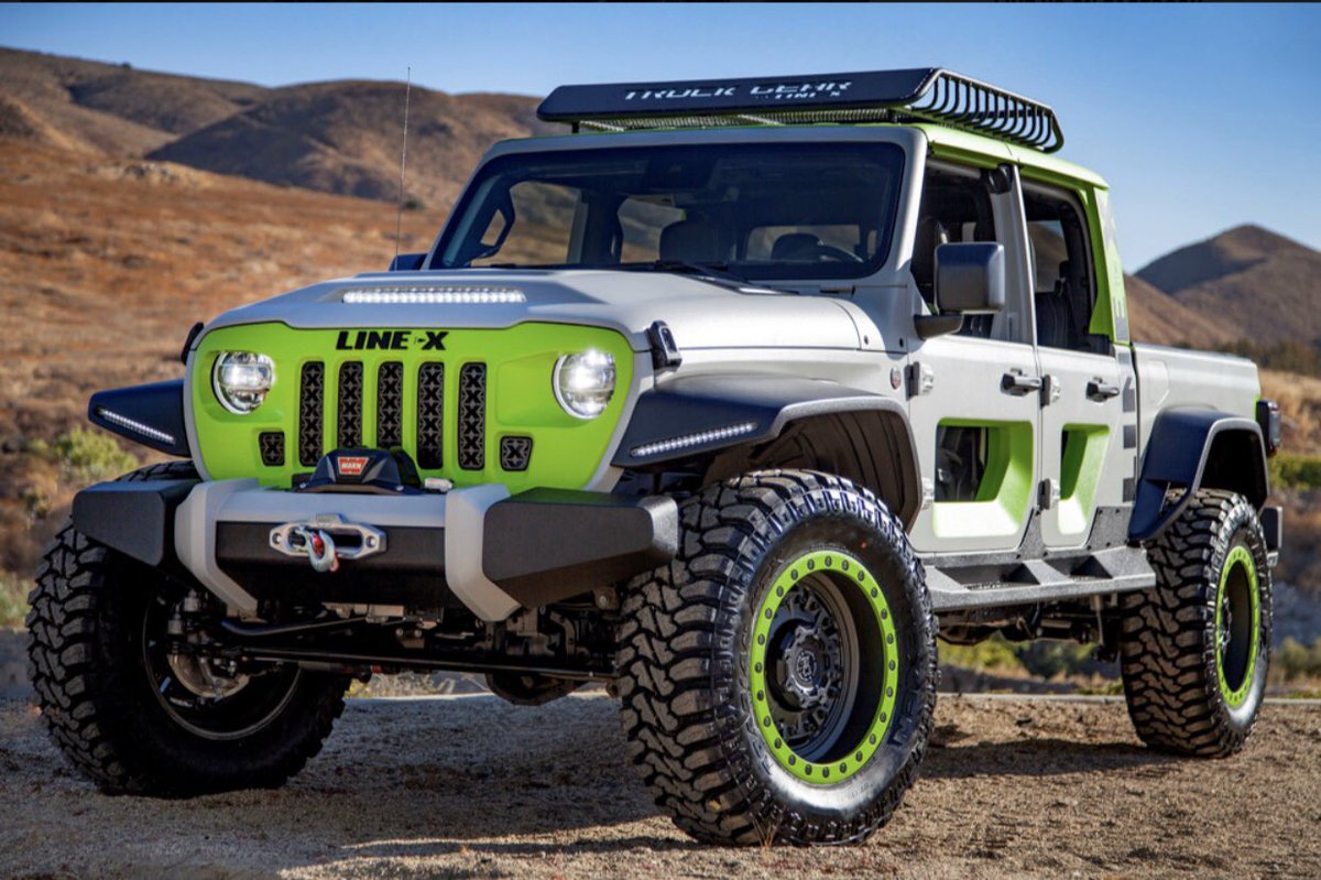 JeprApp's tweet photo. Lot of buzz about this innovative Line-X build by Kenny Pfitzer for SEMA 2019.
#jeprapp #jeepgladiator #sema2019 #jeepgladiatorbuild #jeep https://t.co/sykNbijRCd