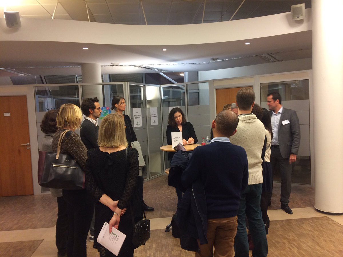 Et c’est parti pour l’#Inauguration de l’#EspacePro   <a href="/BNPParibas/">BNP Paribas Group</a>  de @bordeaux Centre!
9 #Chargésd’AffairesPro spécialisés pour partager leurs #compétences!
#LancezVousAvecNous!
<a href="/SO_Bordeaux/">Sud Ouest Bordeaux</a> <a href="/bdxbusiness/">BORDEAUX Business</a>